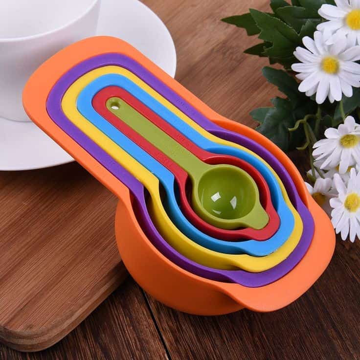 Measuring Cup And Spoon Set - 6Pcs (random colors)